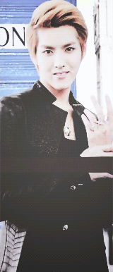 sakuraua-deactivated20220222:  kris can you not. just stop  