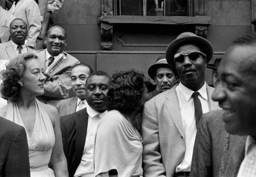 themaninthegreenshirt:A Great Day in Harlem: behind Art Kane’s classic 1958 jazz photographThe young