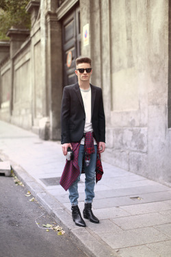 ahmedjones:  Saint Laurent blazer and boots,