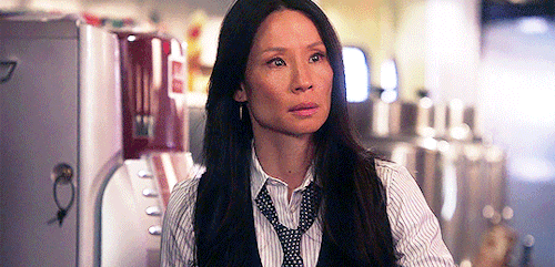 Joan Watson + POLKA DOT TIE!(^^)