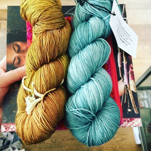 citystitchette:Today was my last day in London, and I made it to Loop, a charming yarn shop in the I