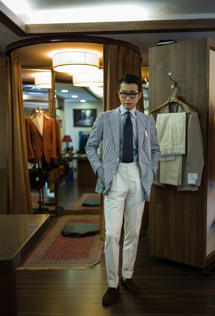 B&TAILOR Shirt Jacket in Monti Shirt Fabric
B&TAILOR White Trousers in Carnet Cotton
Zonkey Boot Casual Loafer