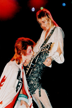 Vintagegal:  David Bowie And Mick Ronson Photographed By Mick Rock (Via) 