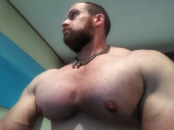 beastpup:  Thick bullpecs. 🐂