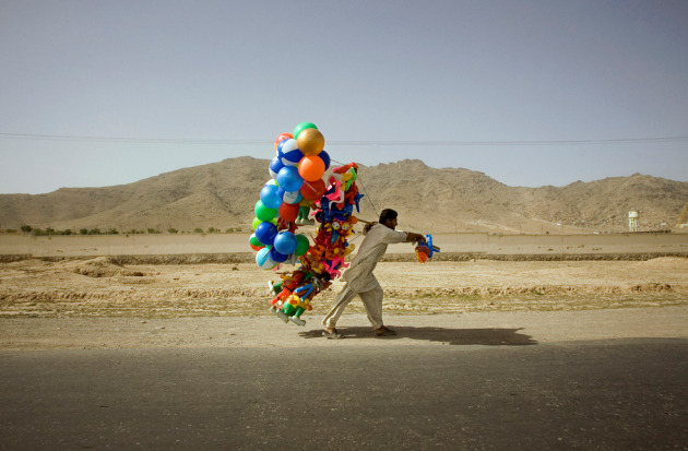  Balloon sellers in Kabul, Afghanistan 