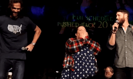 nothingidputbeforeyou: Aww yess. They have the sexiest of moves. Especially Jared’s hype dance