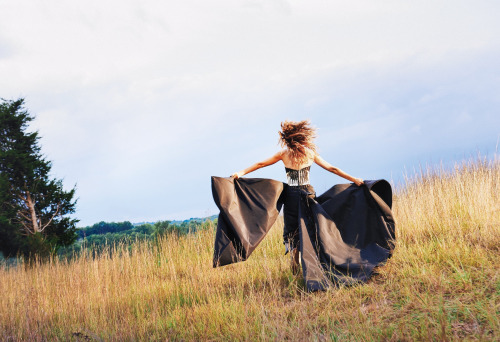 fromobscuretodemure: Lindsey Wixson by Ryan McGinley for Flair Italy #14 December 2014. Fashion edi