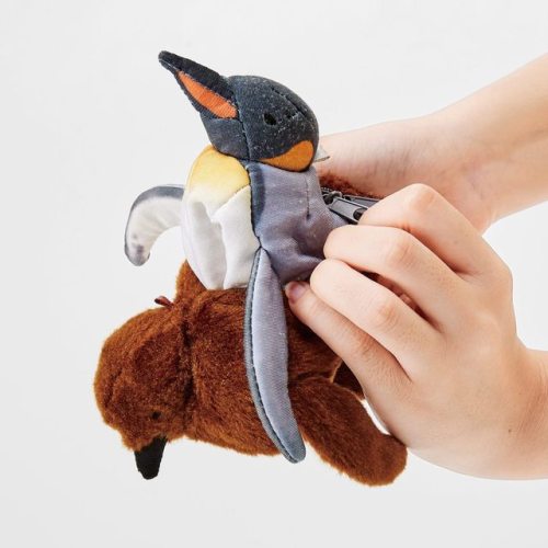 nae-design:This penguin plush hatches from an egg to chick to adult bird, by Osaka Kaiyukan Aquarium