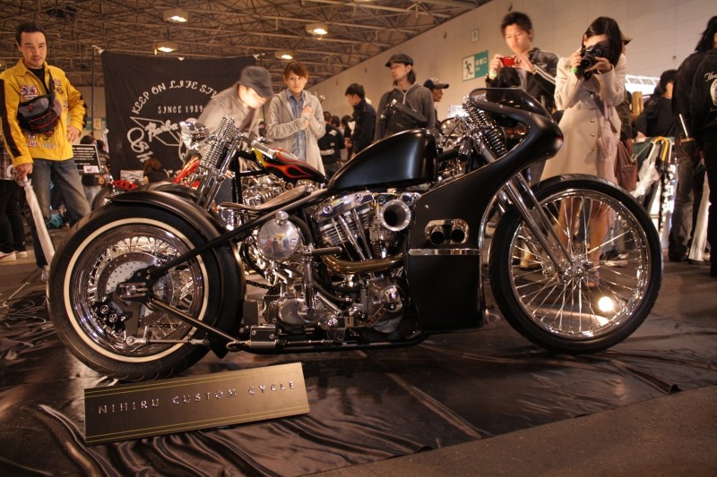 toecutter79:  NIHIRU CUSTOM CYCLES This is the sexiest, dopest, cleanest, most design