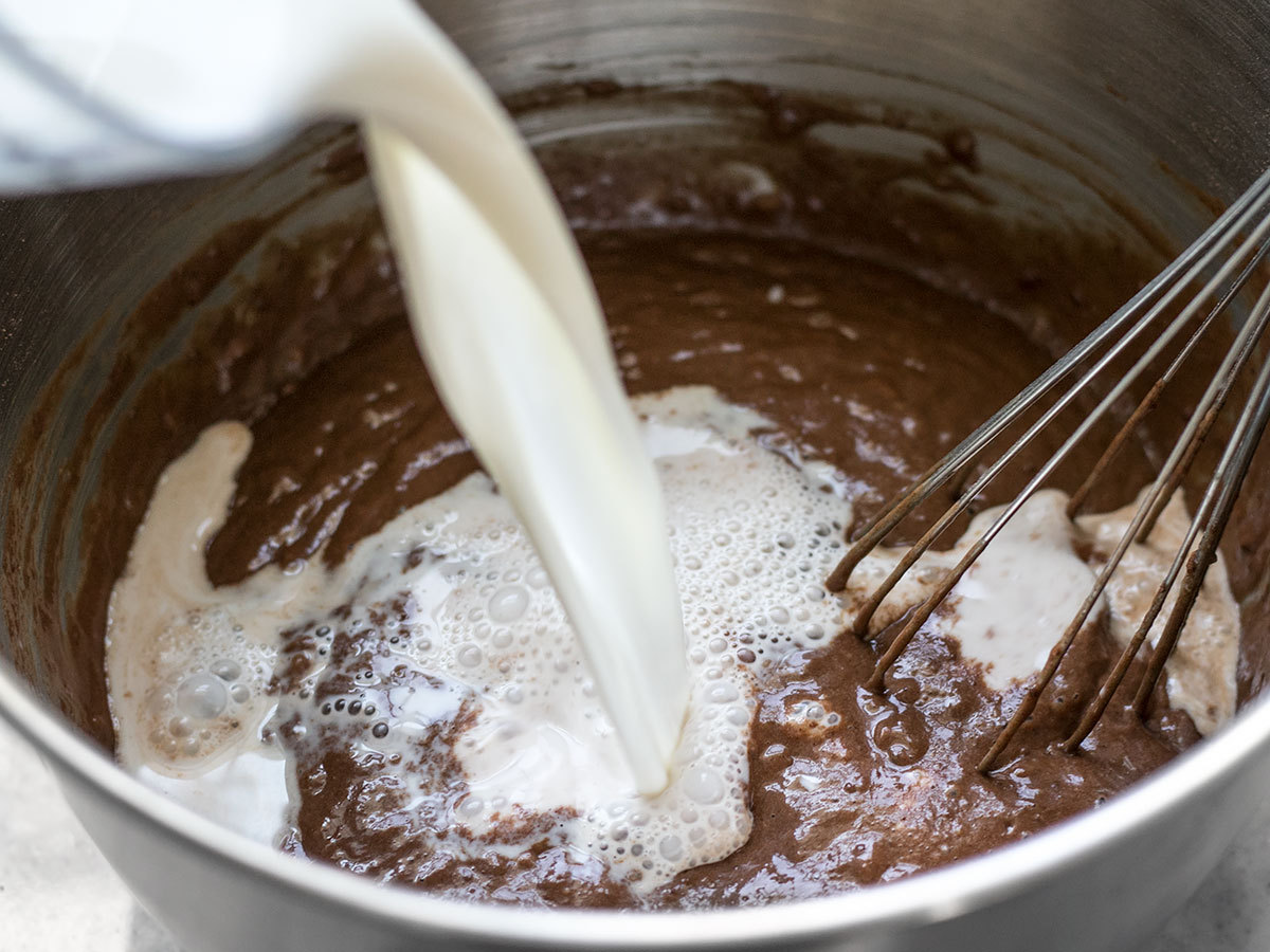 foodffs:  PEANUT BUTTER BROWNIE BAKED OATMEALFollow for recipesGet your FoodFfs stuff