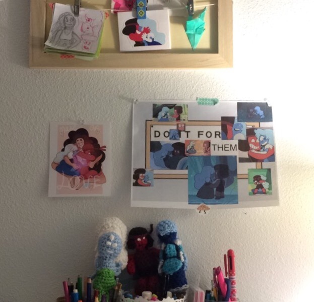 rupphired:  i love my desk space!!!!!!!! (and this is only about half of the rupphires/crystal