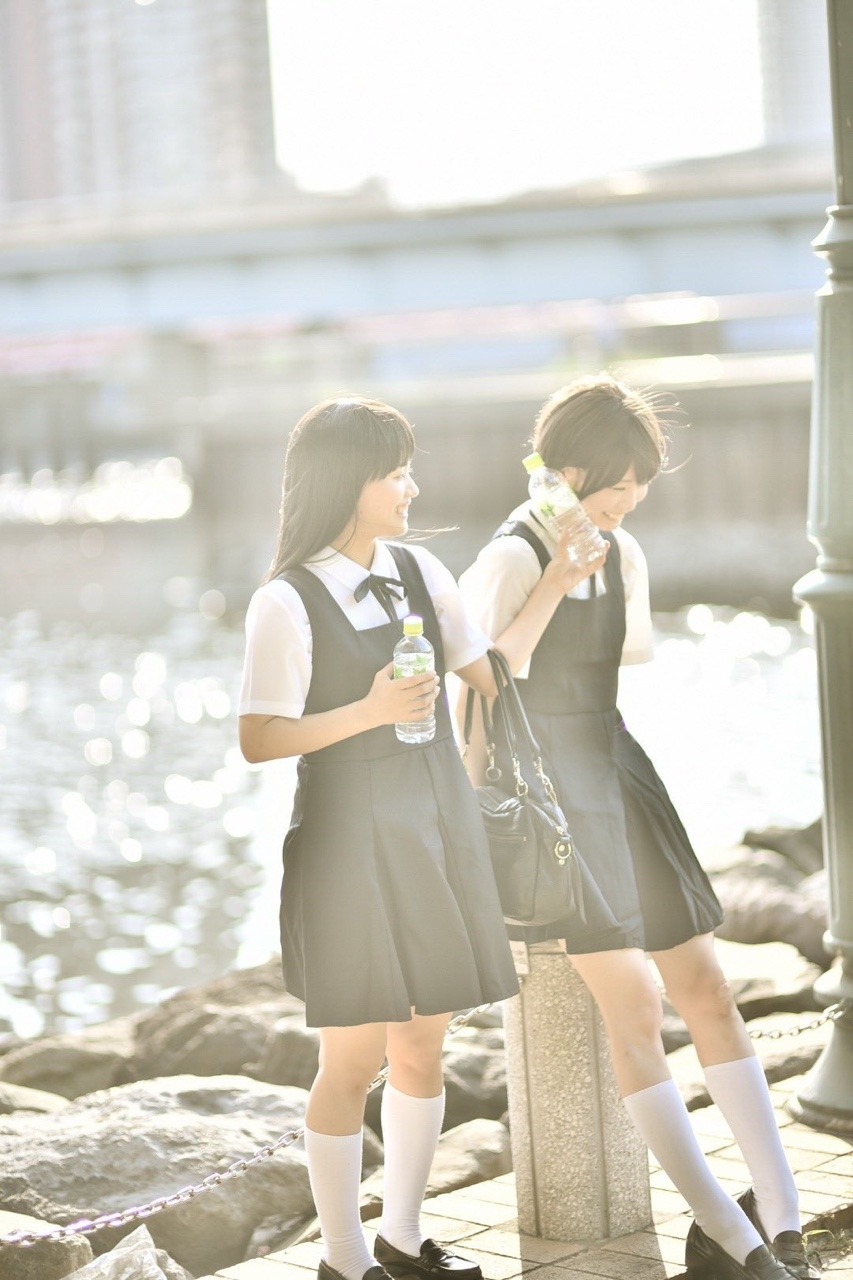 制服 美少女 女子校生 かわいい