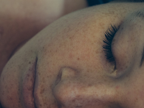 screamsfromthebalcony:  Sleep | via Tumblr στο We Heart It. http://weheartit.com/entry/68783997