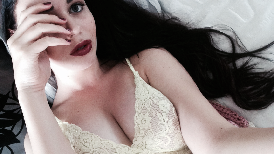 queercutie:  nsfw pale blog