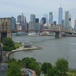 The Freedom Tower sure is gleaming today. #memorialdayweekend #NYC #nbc4ny  (at Manhattan Bridge)