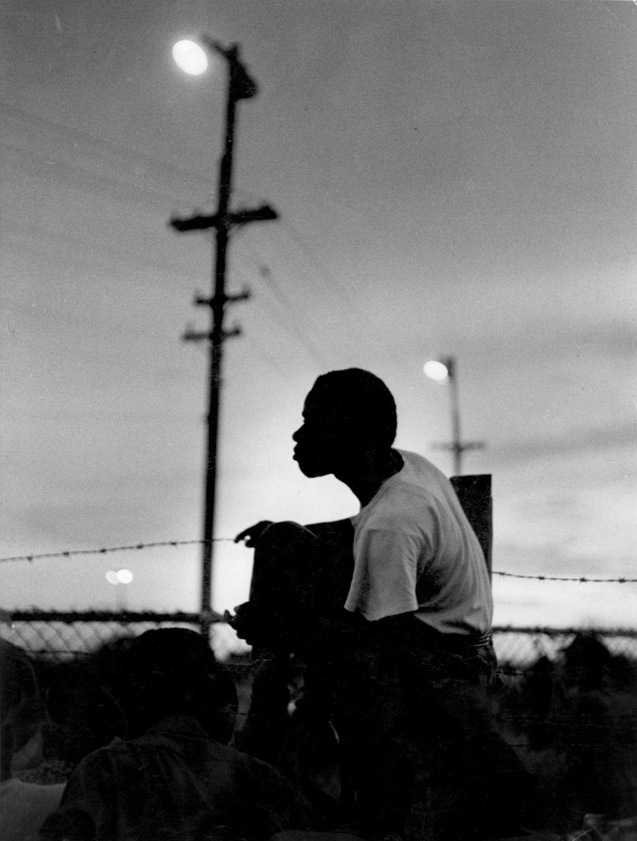  Thurston Hopkins, Spectators at a cycling race track in Kingston, Jamaica, 1953
