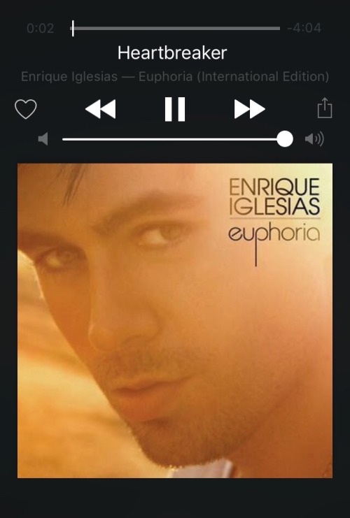 Which @enriqueiglesias song are you listening?