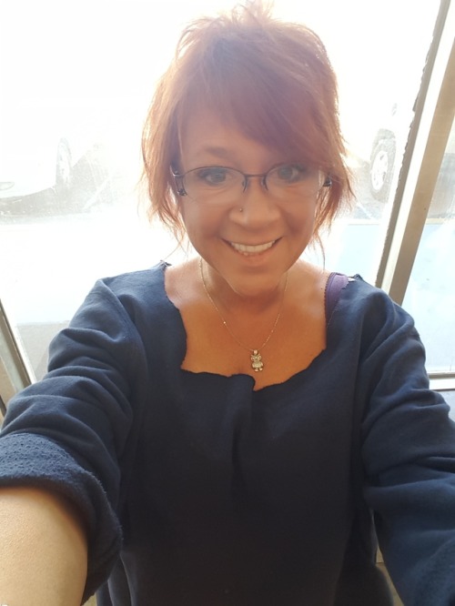 tn-redhead:  Happy Hump day to my Tumblr family!!!  Happy hump day back at ya @tn-redhead!