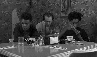  &ldquo;Coffee and Cigarettes&rdquo; (2003) 