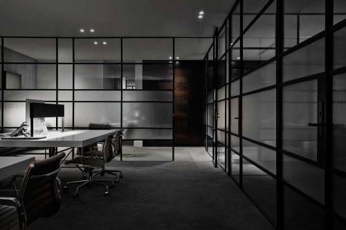 creativetopography: dramatic space | Mortgage Choice Workspace in Melbourne, Australia by b.e archit