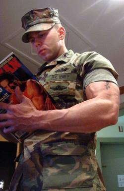 militarymencollection:Military Men