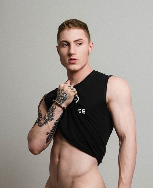 itsalekz:  Aussie Hottie: Benjamin Oddie