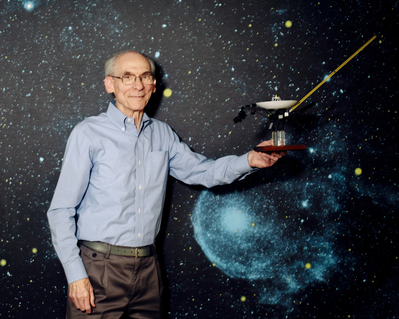 bobbycaputo:  Behind the Scenes of NASA’s Mind-Boggling Voyager Missions Two years