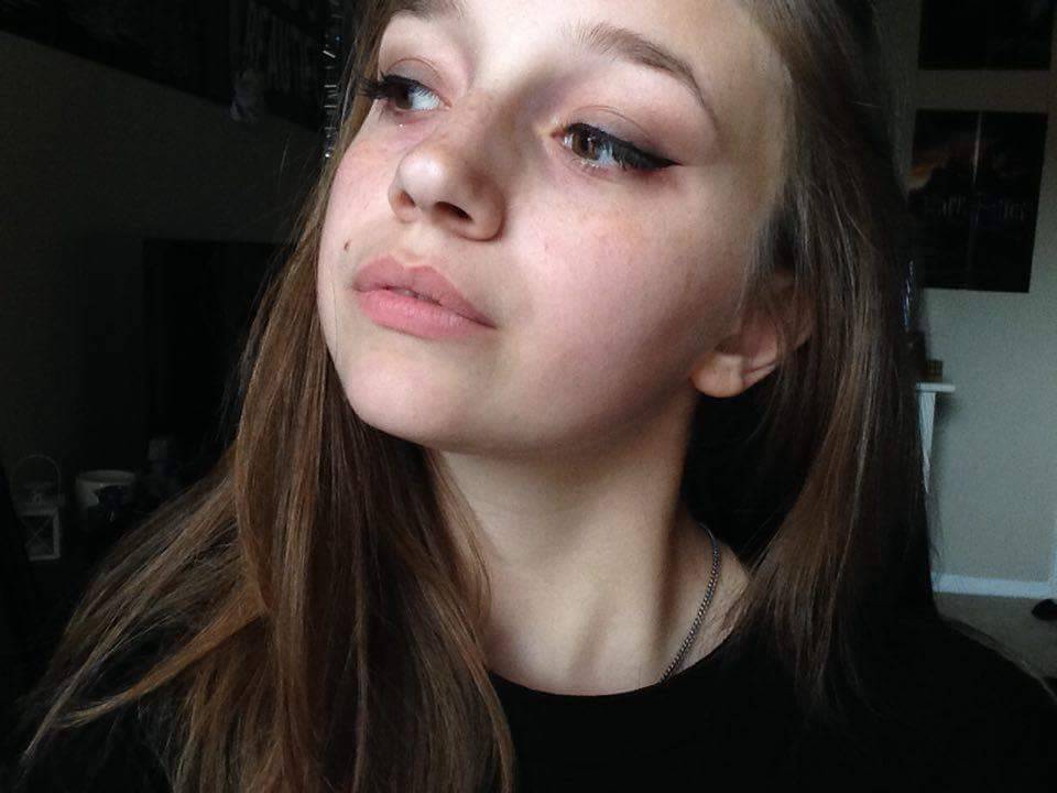 gothcare:  CHECK OUT MY EYE MAKEUP
