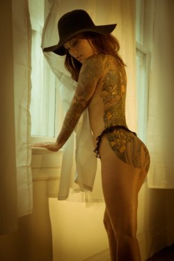 ilovetattoogirls