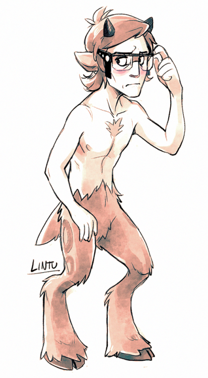 lintufriikki:in response to merman archie i got a dozen of requests for centaur maxie, BUT instead i