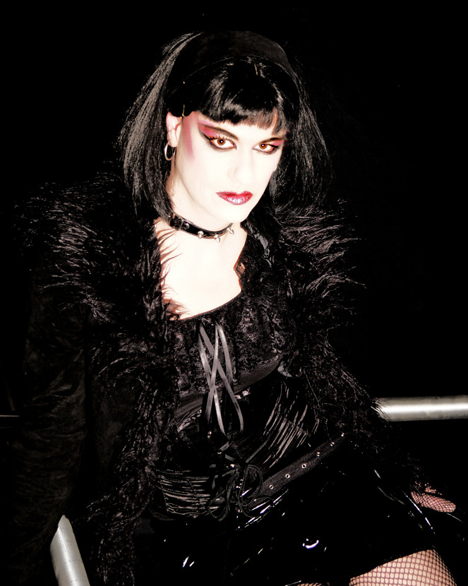 hypnotisedsissyslave: janablacksttime:  My first professional shooting. I’m still