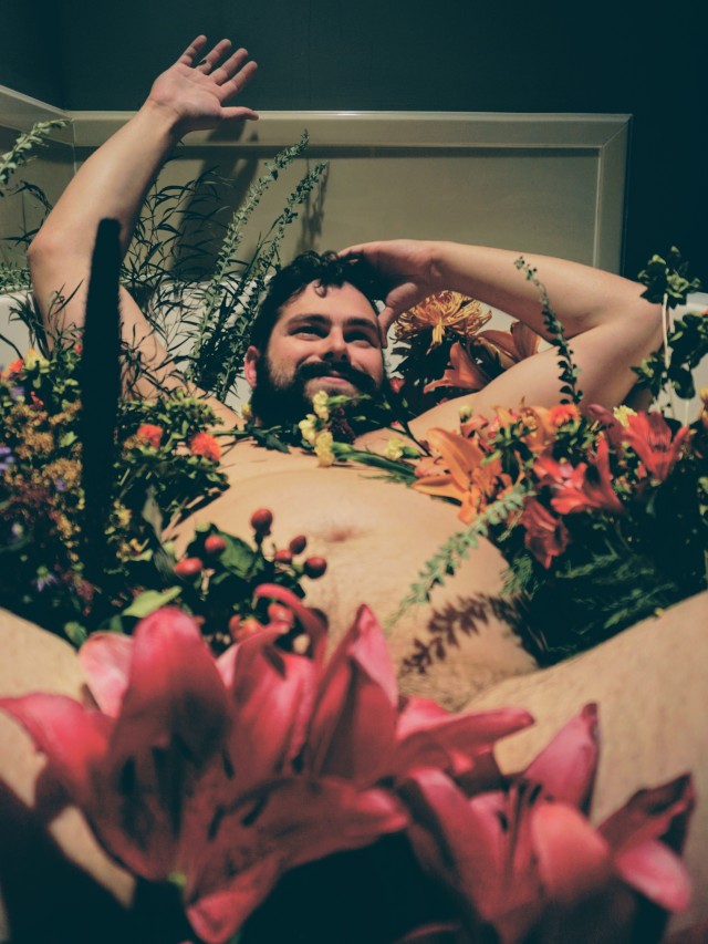 coalescent-space:Throwback to that time I was living my best life in a tub full of flowers.