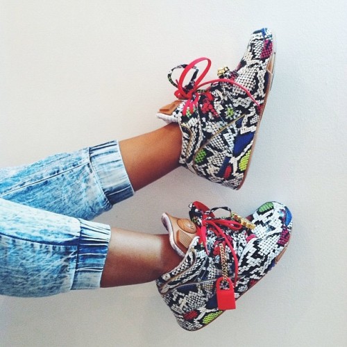 badandperfectlygoodatit:  OMG. 