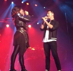 dlovato-news:  @joejonas: Surprise LA! 