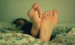 perfectjuicysoles:  Hot Amateur Feet 