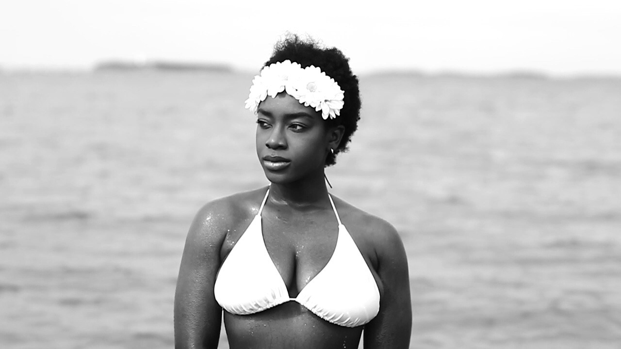 meghanbeda:  Dark skin appreciation day 🍒🍫🍩👸🏿 #fuckyourpaperbag  
