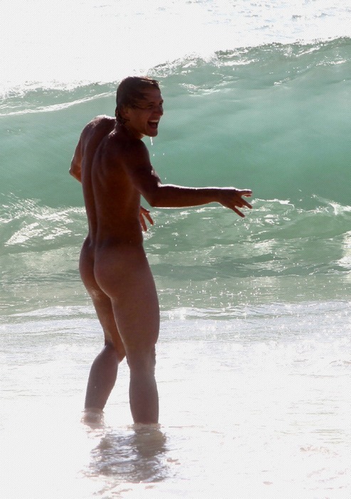 menobsession:  ♂♂ SURFER OBSESSION MONTH! ♂♂ Click here for more surf studs! ♂♂  