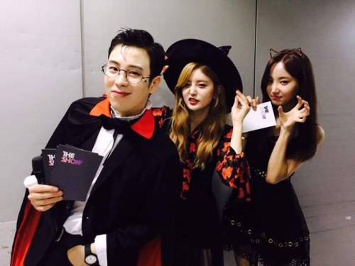 [FOTOS] 08.08.17 - P.O, Junghwa e Yeonwoo MCs do SBS MTV The Show. Episódio dessa semana.