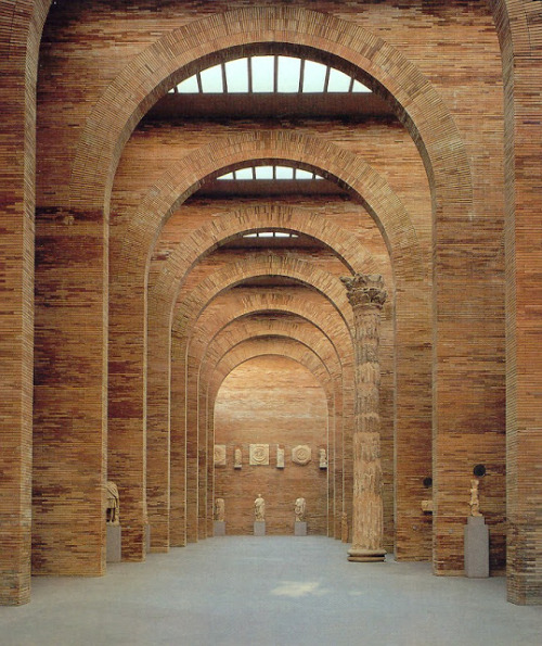 Rafel Moneo - Museo Nacional de Arte Romano. Merida, Spain. 1980-85“Frente a un posible modo