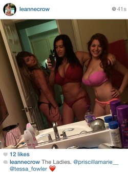 abnormallylargetitties:  funbaggery:  TittyParty