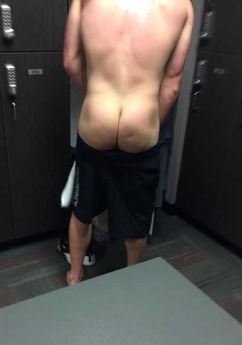 Teammate of mine got a little bashful in the locker room after lifting!
