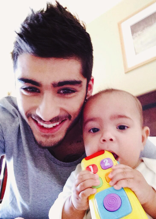 the-boys-who-stole-our-hearts:  styzles-deactivated20151205:  zaynmalik: feels good