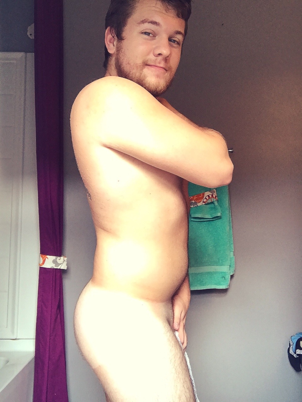 magikpelvis:A shower photo shoot to get my mind off the negative