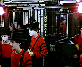 kingghoulie:  witchguardian:  The Warriors (dir. Walter Hill, 1979) Every gang in