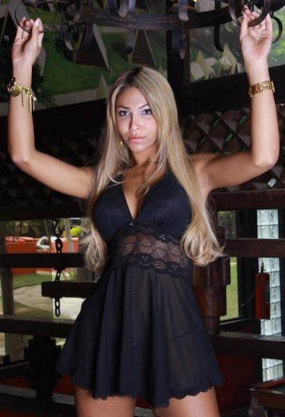 mostwantedtgirls:Hot Brazilian Shemales doing Hardcore webcam shows @ 