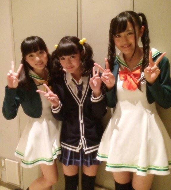 undef:  「てさぐれ！部活もの」公式あんこーる on Twitter: “アニトークで行われた“ずっ友”を作ろうのコーナー、見事WUGチームの田中美海さん&amp;高木美佑さんに告白してもらえた荻野可鈴氏のドヤ顏をご覧ください♡いいツインテールの日に3人ともツインテール！(ぬこP)