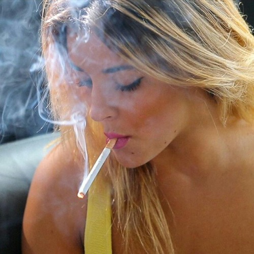 cristianpira: Very nice!!!! #smokingfetish