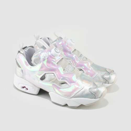 y2kaestheticinstitute:  Disney x Reebok Insta Pump Fury “Cinderella” 😮 (2015) 