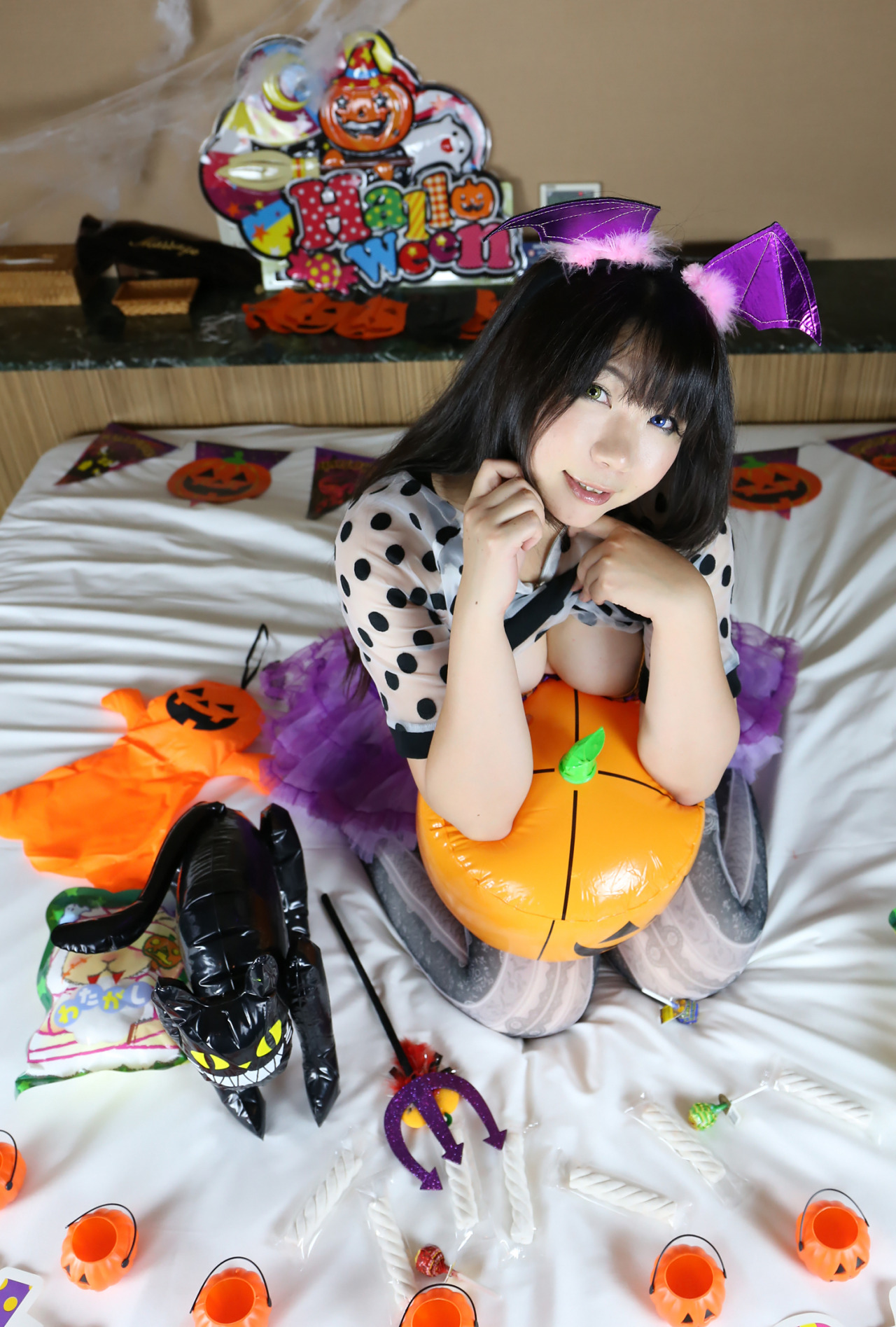 Cosplay Girl Higurashi Rin (Devil Girl) 1-3