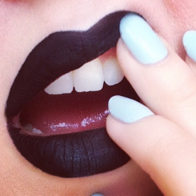 bevgodsgirls:  exp3ctopatr0num:  limecrime:  #BLACKVELVET: the first touch-proof